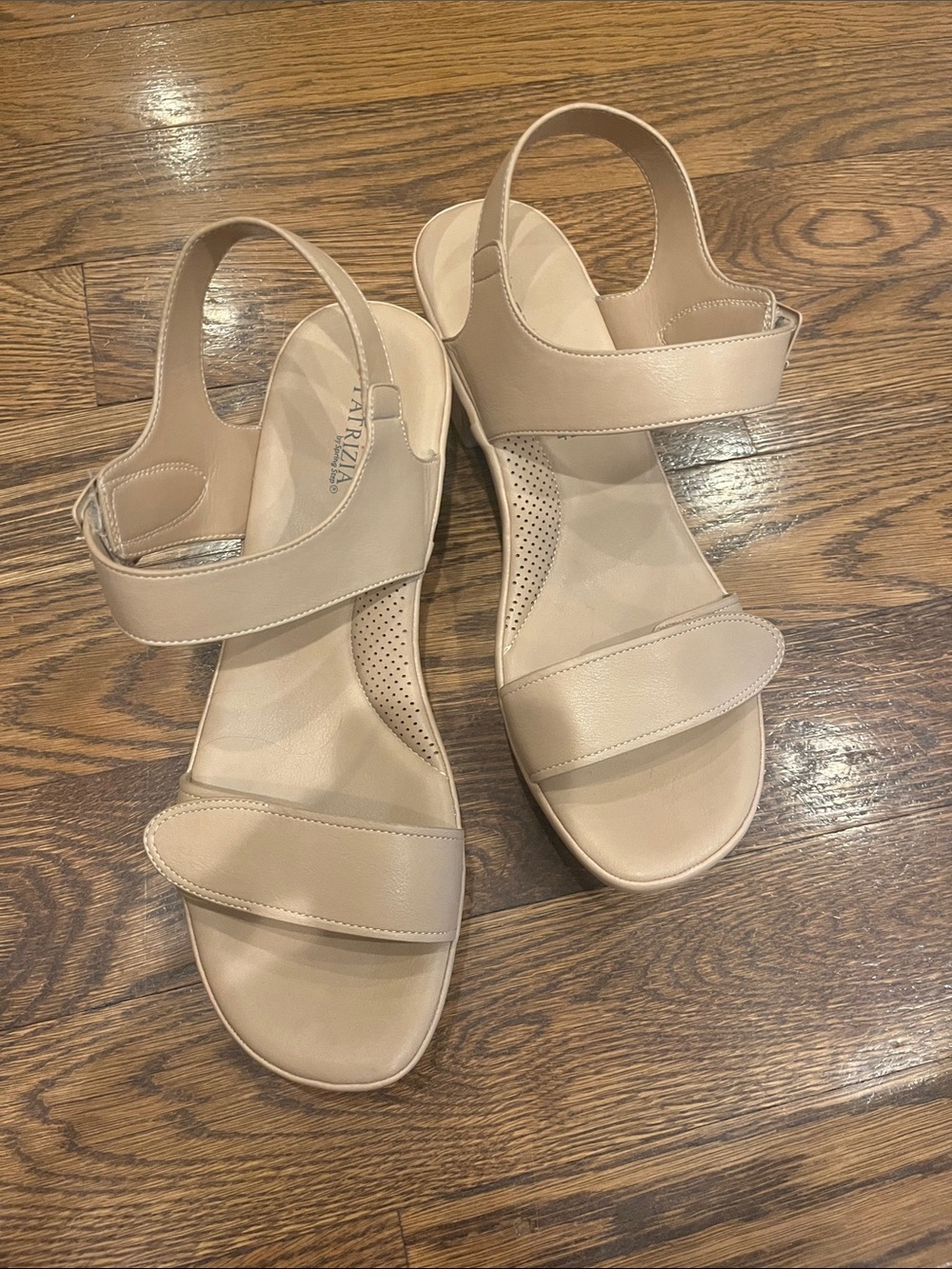 Patrizia 42 Women's Beige Comfort Sandals